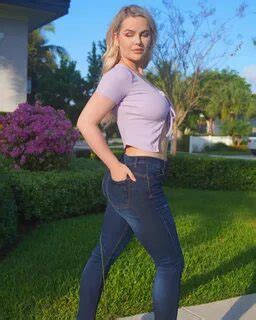 Free Slimthick Vic HD porn videos .